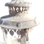 Lanterna in metallo anticato h21cm dettaglio cupola