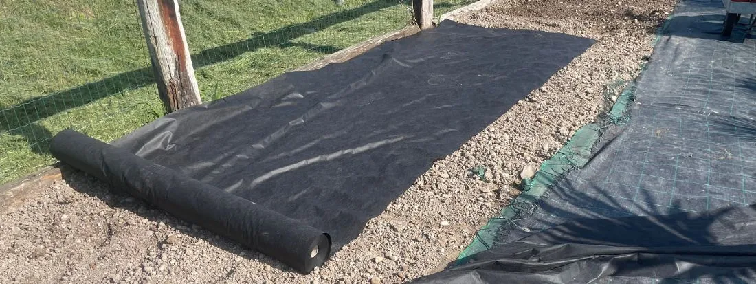 come mettere il telo pacciamante